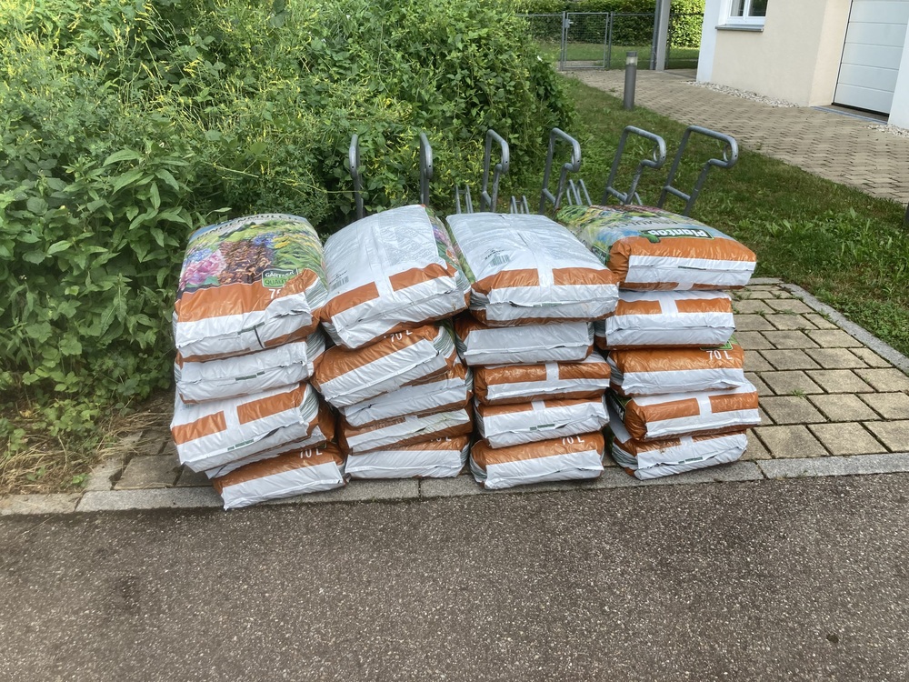Rindenmulch zur Gartenpflege Markus Hübl